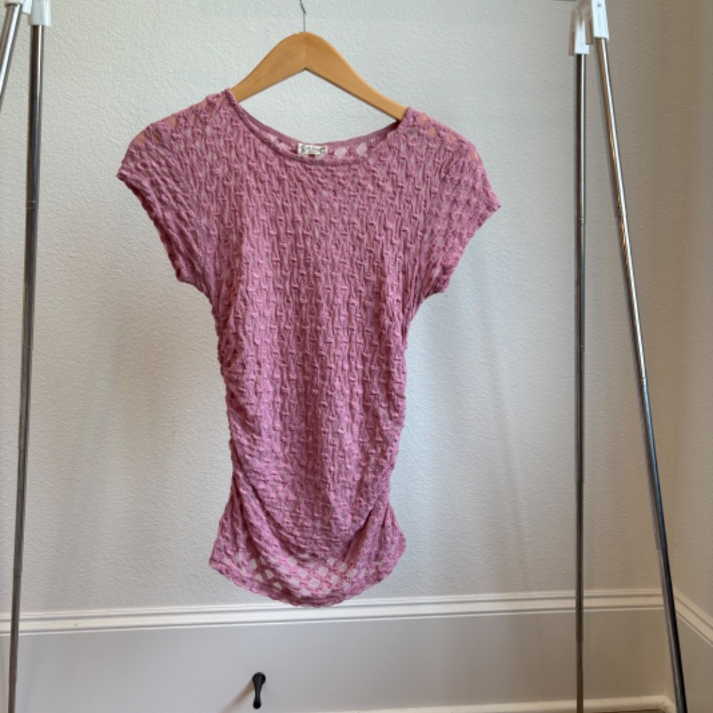 FREE PEOPLE SHEER TEXTURED AMELIA TOP- SMALL